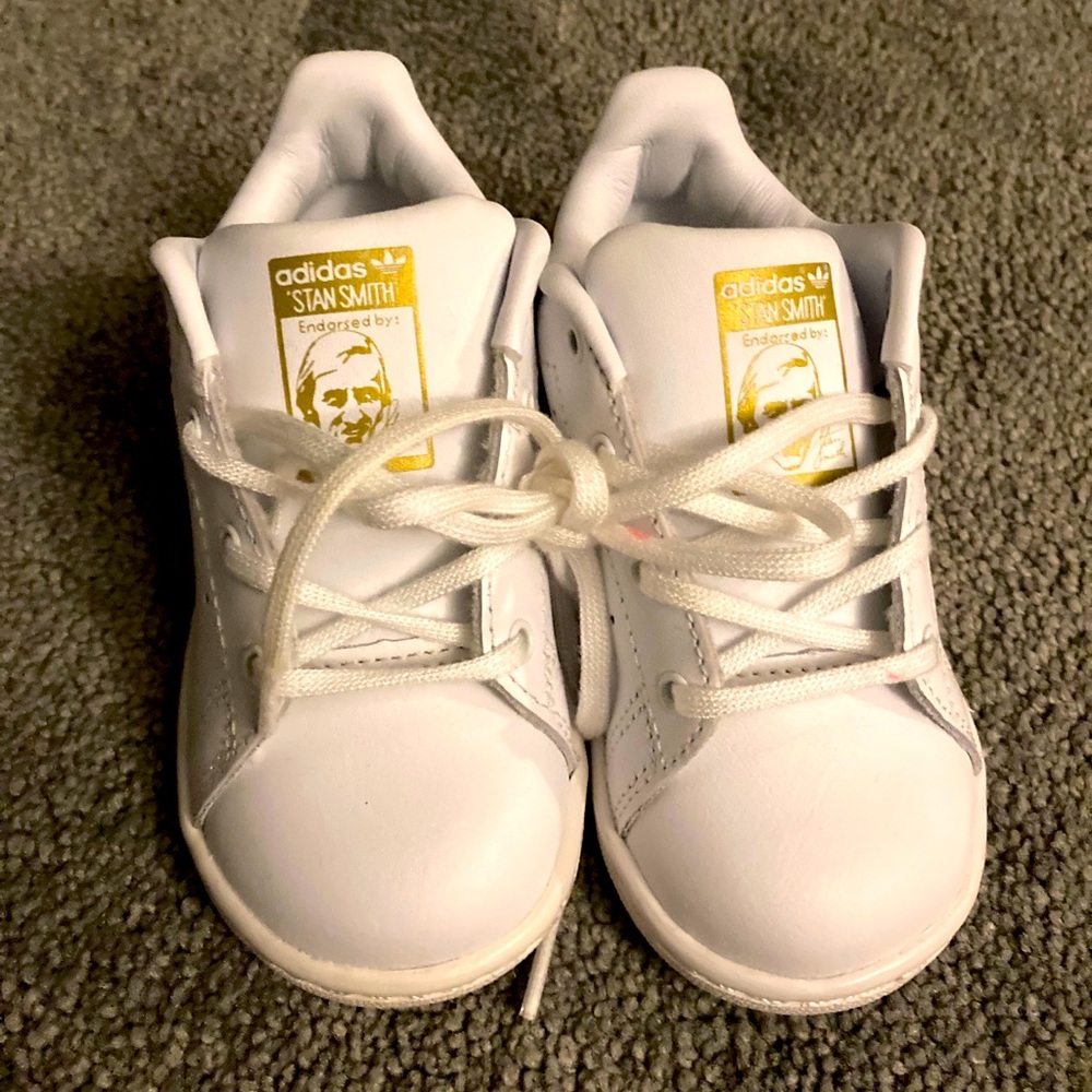 Brand new toddler Stan smiths
